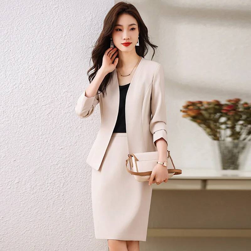 Women Formal Wear Business - Ternos formais femininos de negócios com