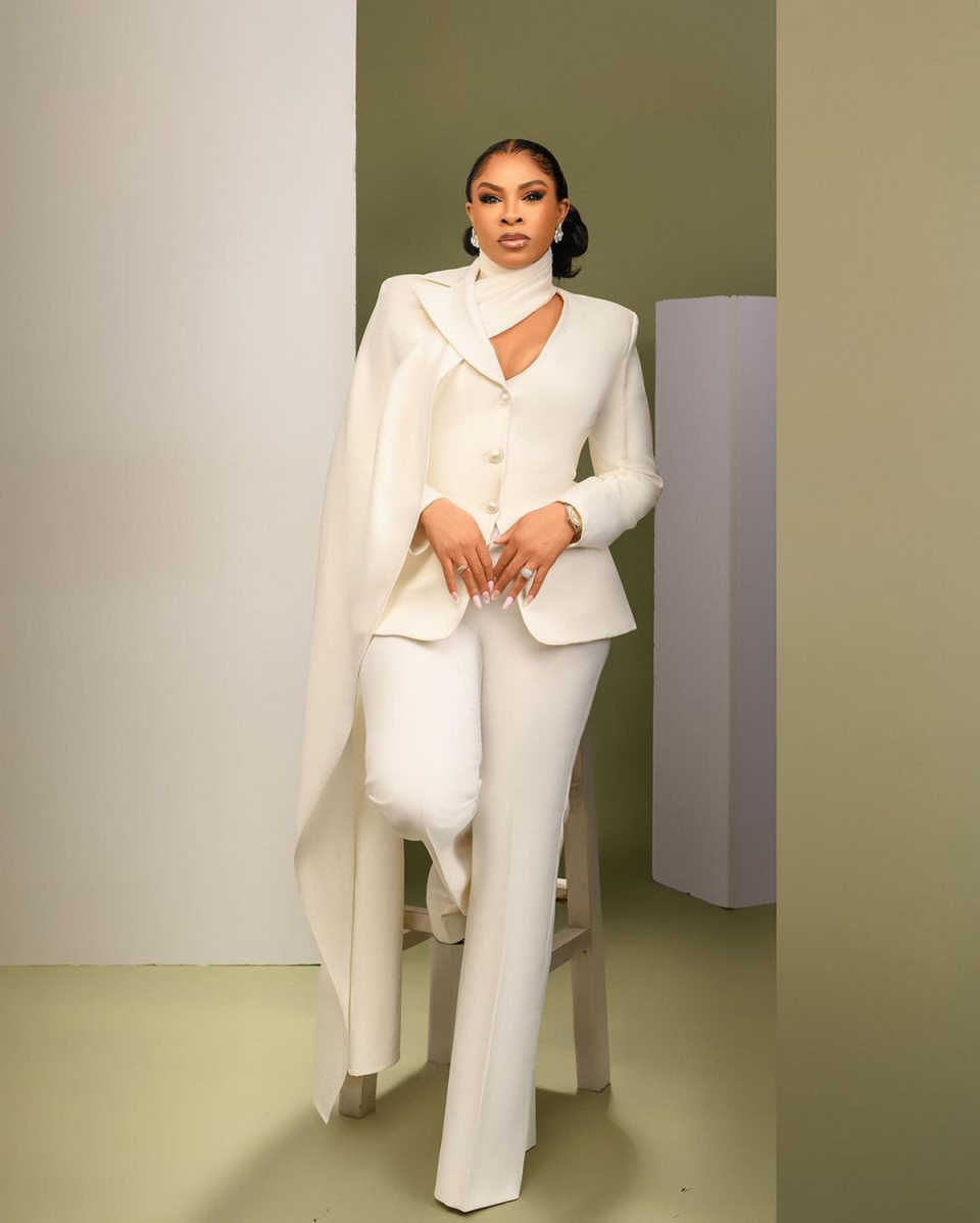 Designer Women Pants Suits Cus - Women Formal Wear With Tie avaliação e preço